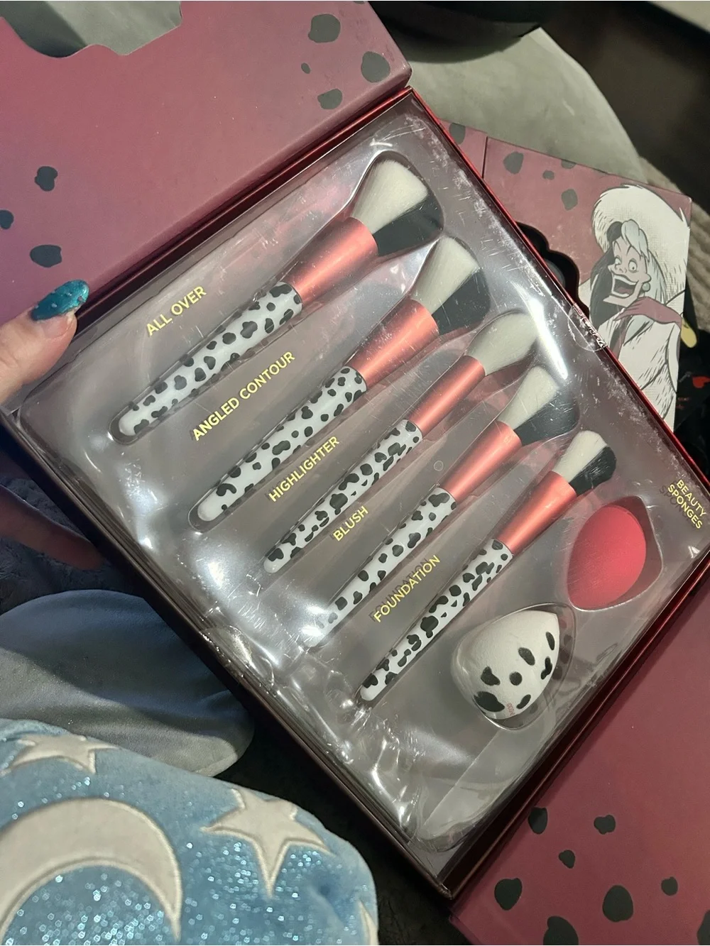 Makeup Brushes & Sponges